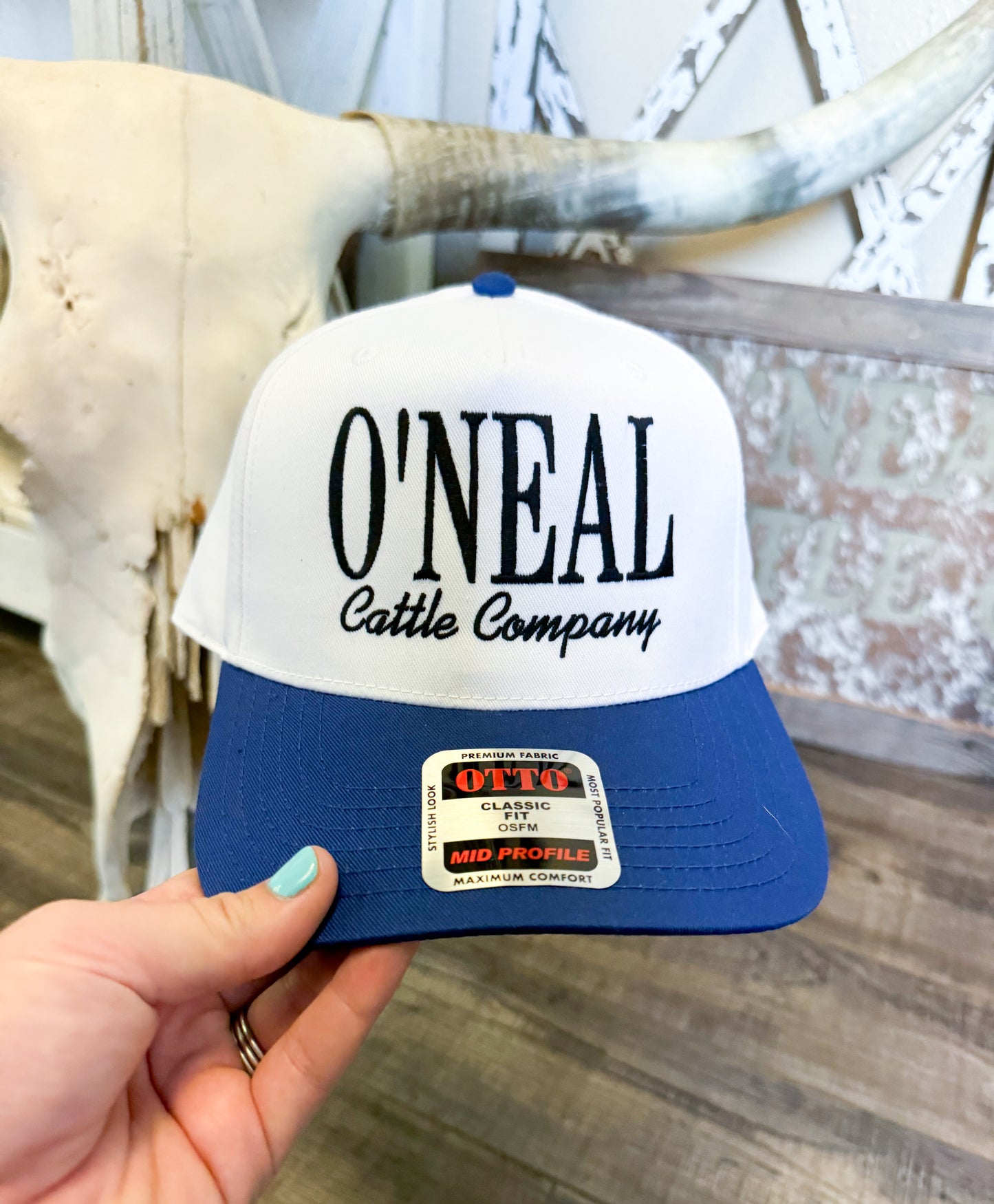 ONEAL CATTLE BLUE & WHITE