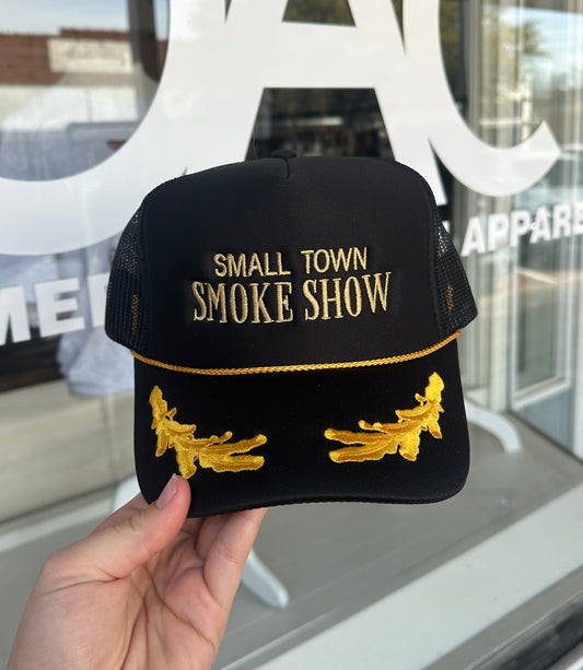 SMALL TOWN SMOKE SHOW TRUCKER